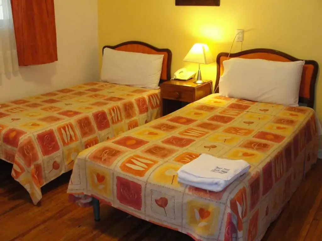 Economy room
