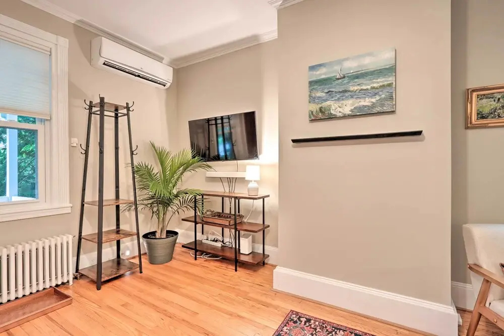 Charming Abode w/ Patio - Walk to Town + River! - фото 6