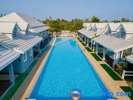 The Memory Luxury Resort