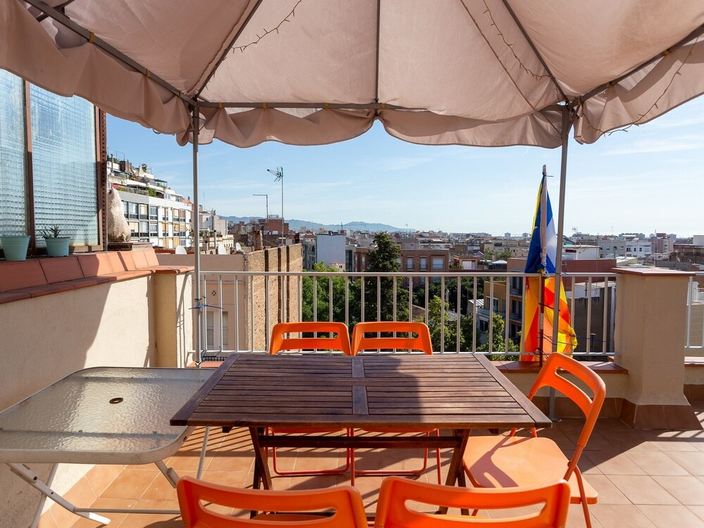 Apt Duplex Orange- Barcelona Max 6 People
