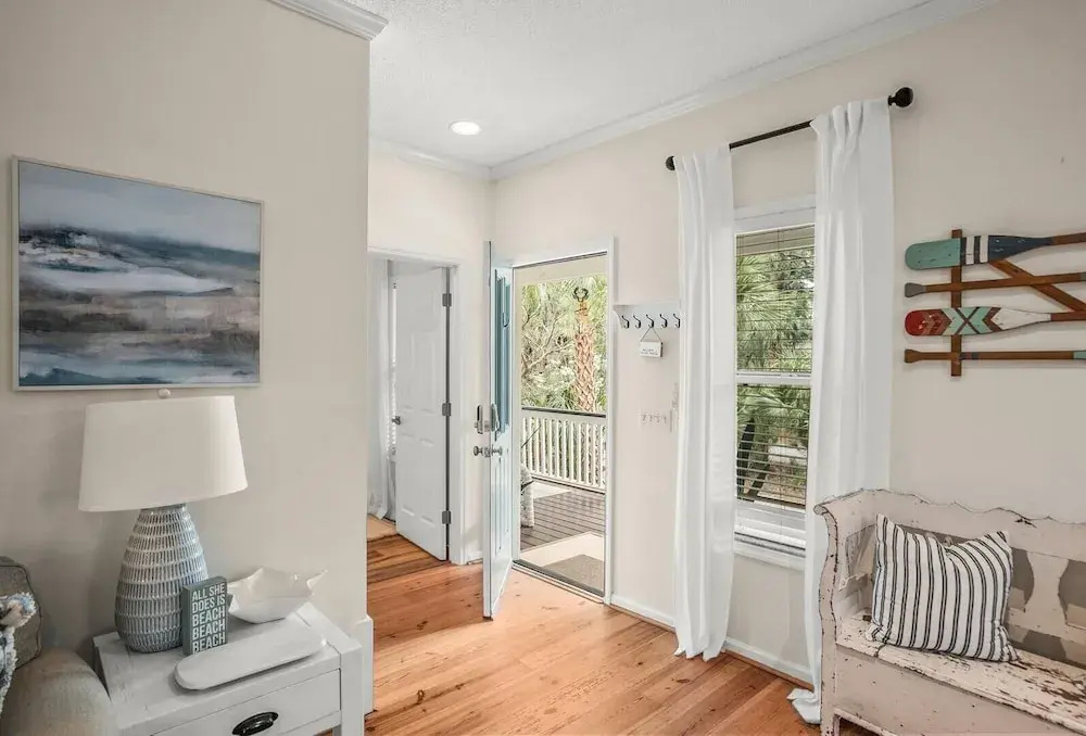 Beautifully Appointed 3-bed, 2.5-bath Home, Great Location Near Beach & Club