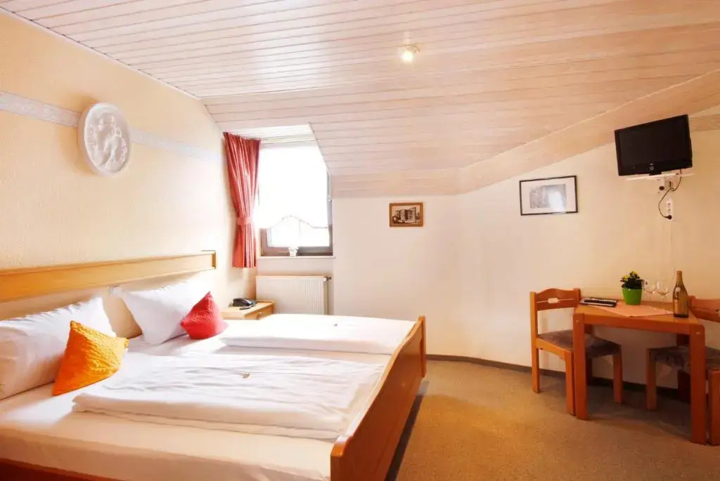 Gästehaus Weingut - Fröhliches Weinfass - Chambres