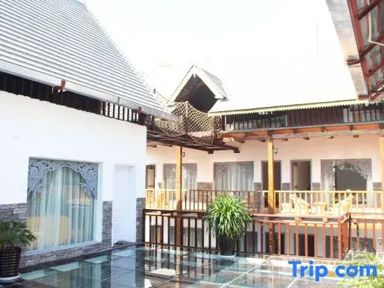 Jinghong Manzhelan Inn