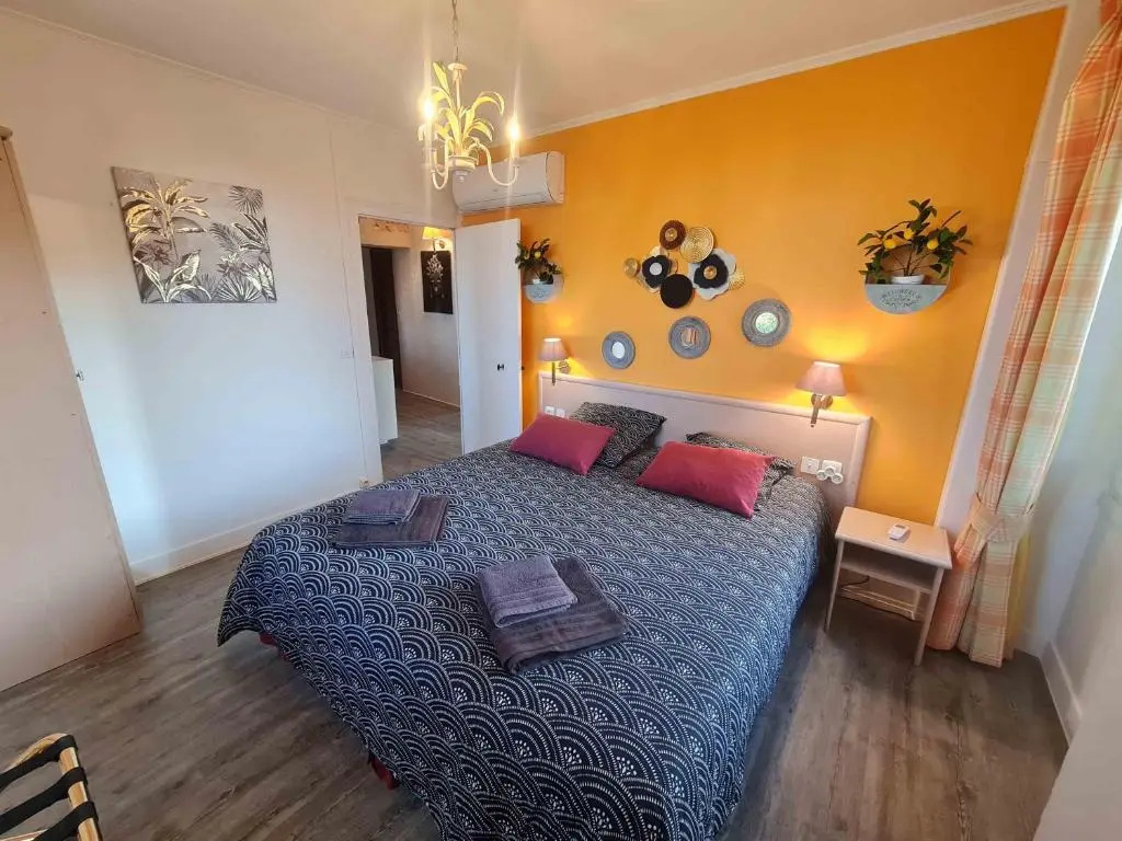 Afficher la photo 6 — La Fuye du Chateau de Jallanges pour 17 personnes