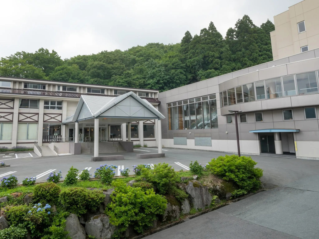 Zao International Hotel — фото