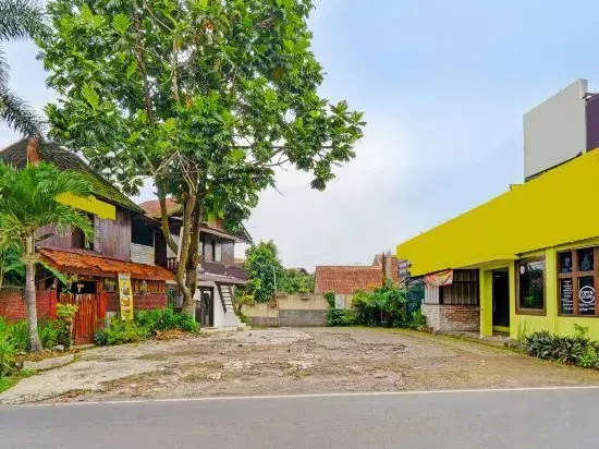 Capital O 91810 Hotel Balebat 2