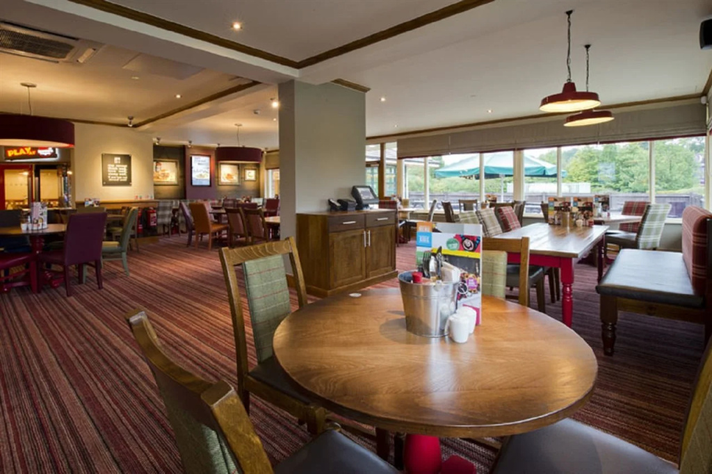 Premier Inn Sheffield/Barnsley (M1 Jct36) - Général