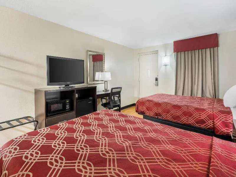 Standard Sextuple room