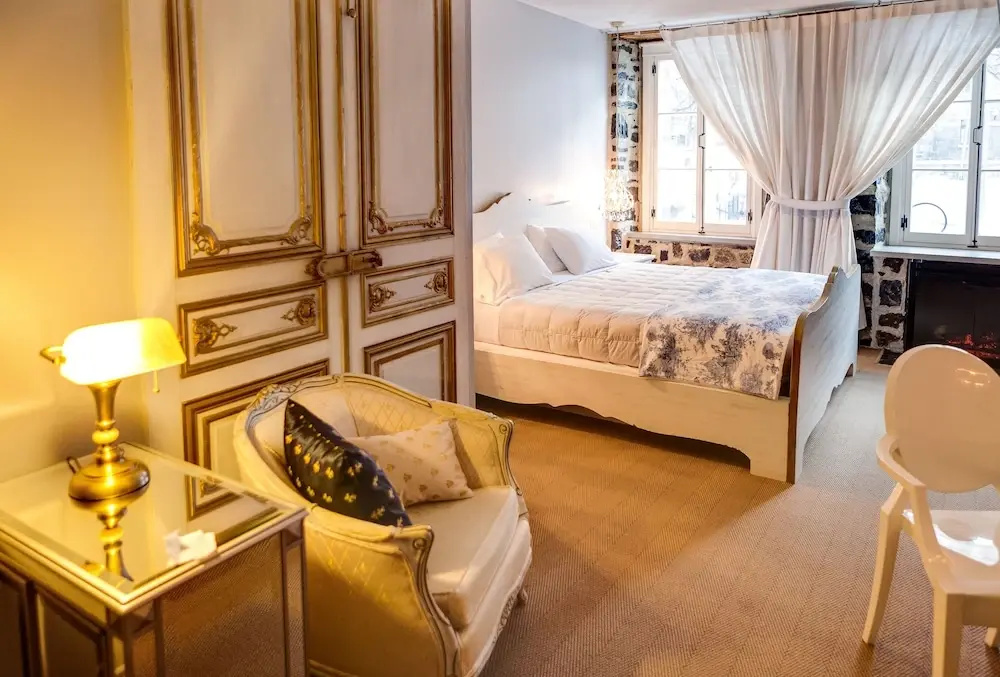 Junior Suite with city view