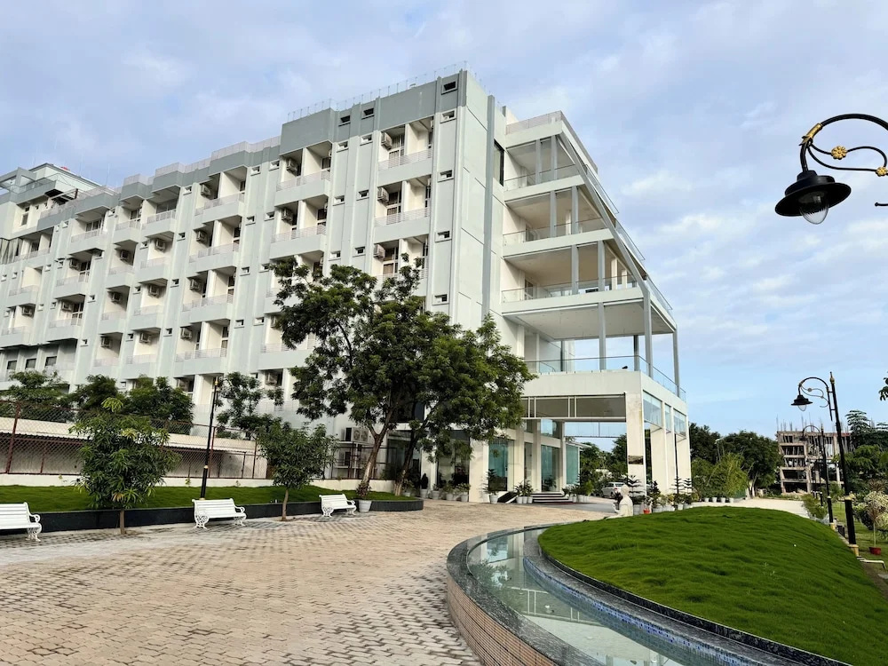 Hotel The City Crown-Bilaspur