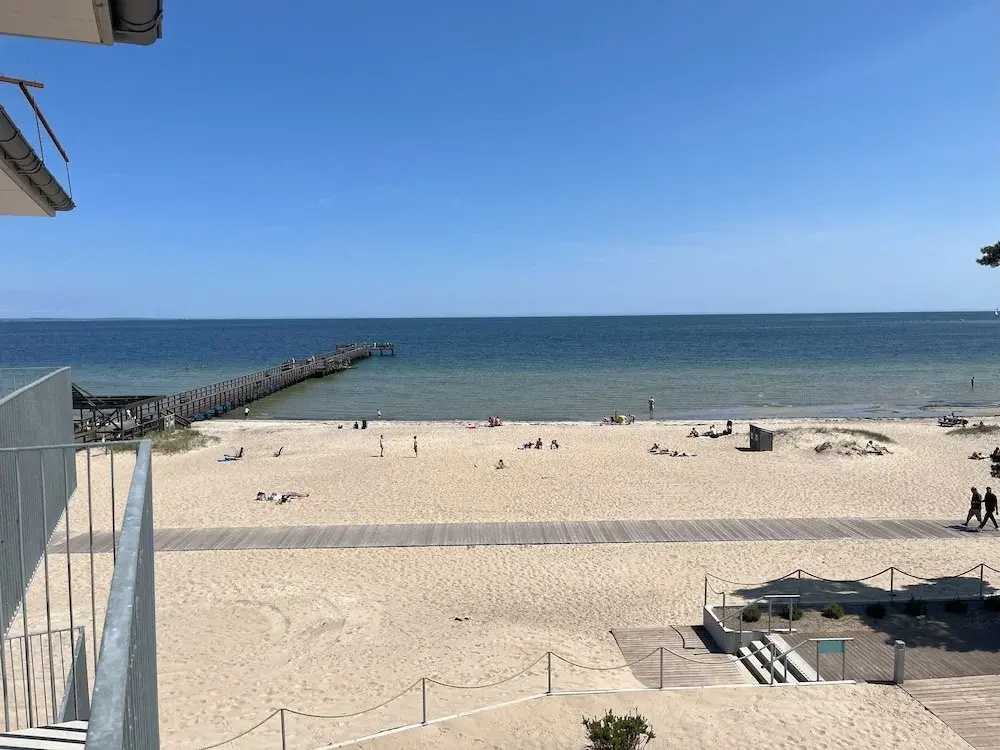 Beach & Waterfront