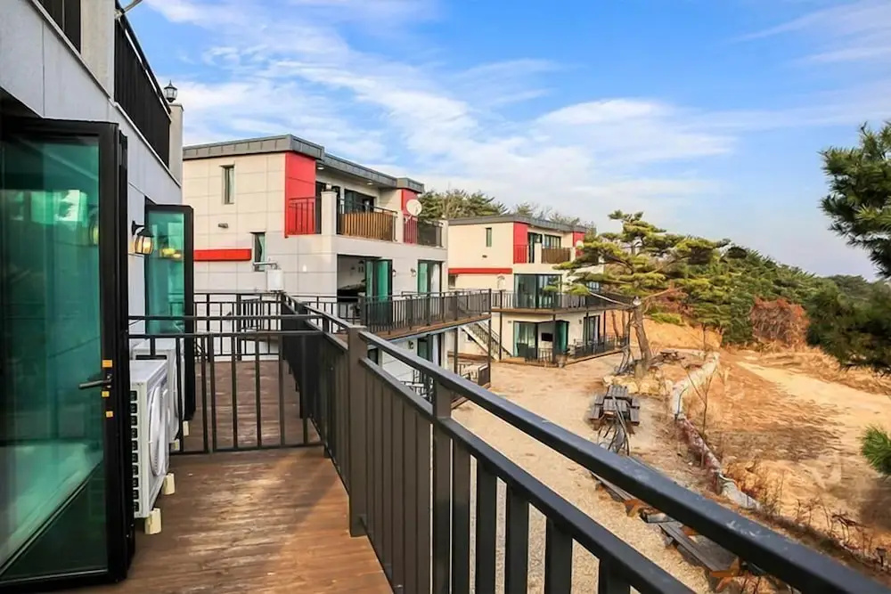 Gyeongju Hyu Plus Pension