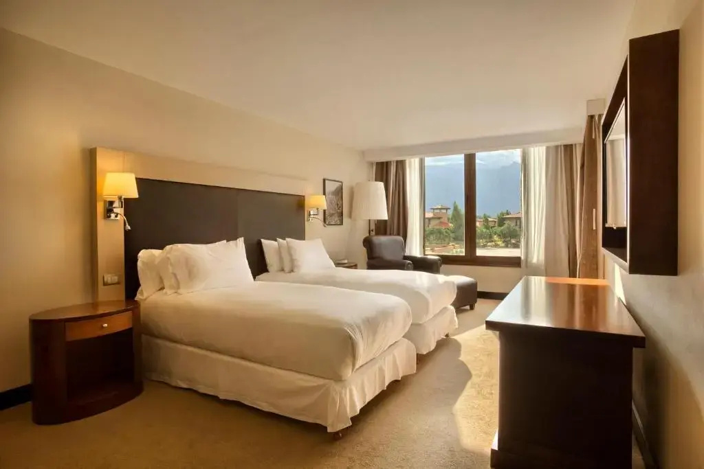 Deluxe room with sunset view