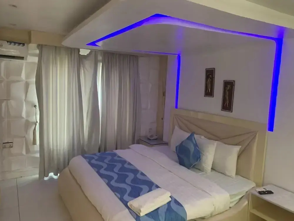 Hotel photo 12