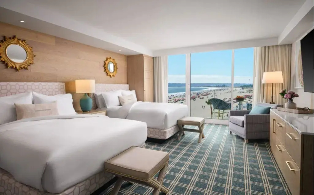 The Views Accessible room with ocean view
