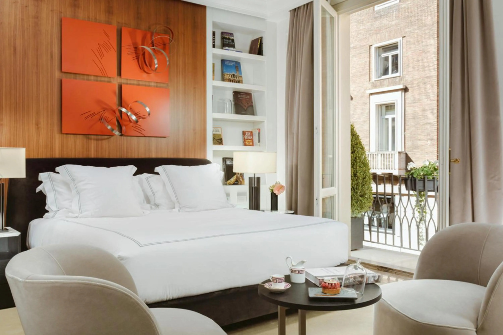 Отель The First Dolce - Preferred Hotels & Resorts в Риме