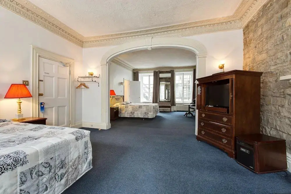Hotel photo 11
