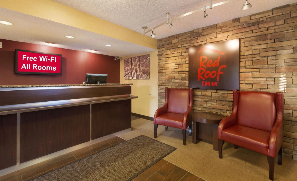 Red Roof Inn Detroit - Warren - фото 2