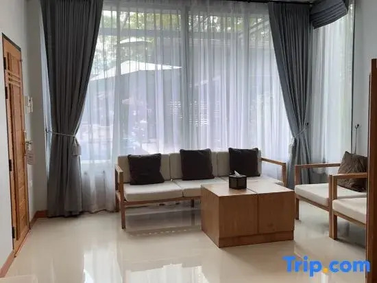Двухместный номер Deluxe двуспальная кровать в Look at Home Lamphun