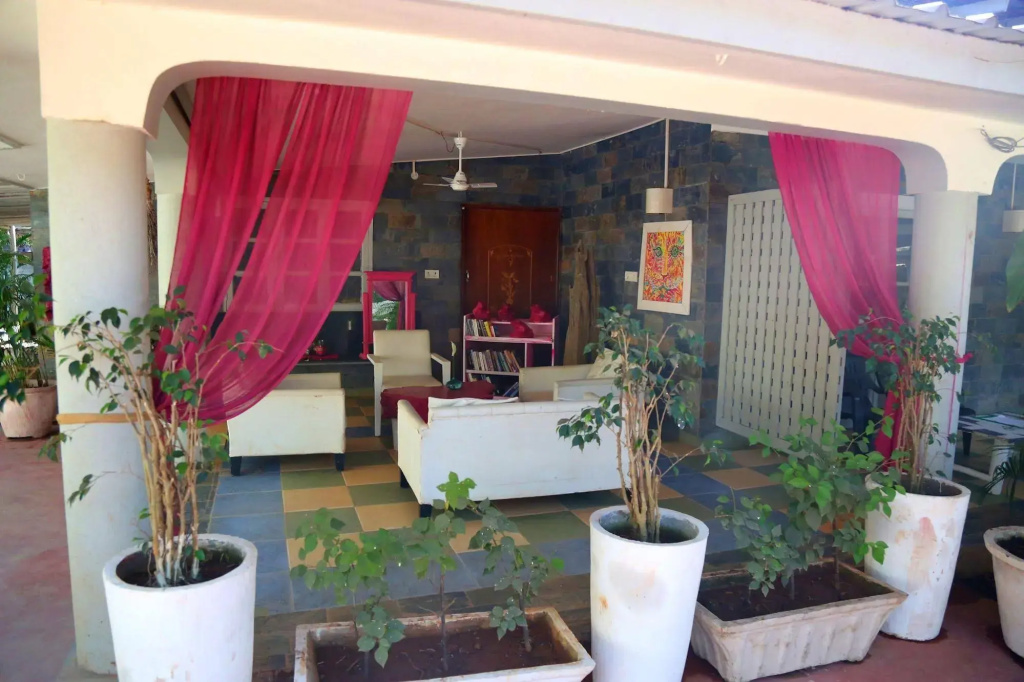 Shantie Shakthi Vagator Resort with Swimming Pool - Général