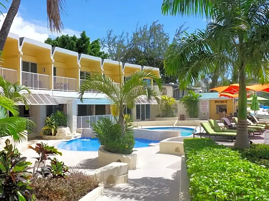 Double room with beach view (full double bed)