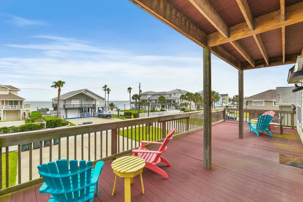 Canal View Home With Hot Tub Near the Beach