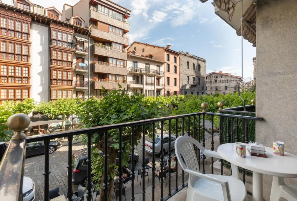 Plaza berri - baskeyrentals