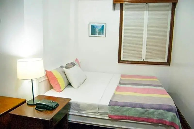 Deluxe Double room (full double bed)