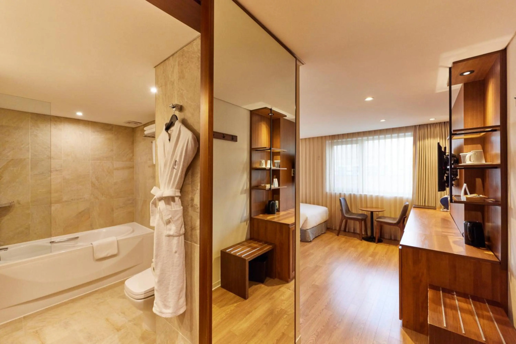 Hotel Uri& — 3