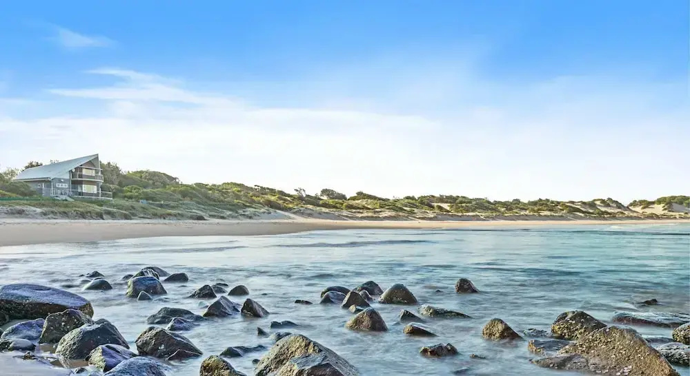 Beach & Waterfront