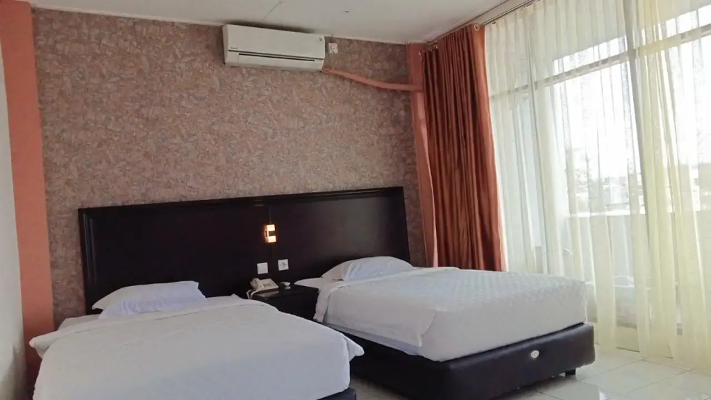 Deluxe Double room (twin beds)