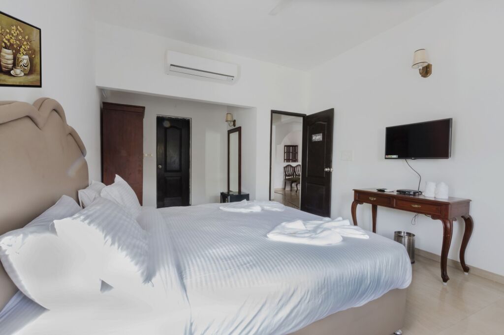 Casa Ahaana Resort