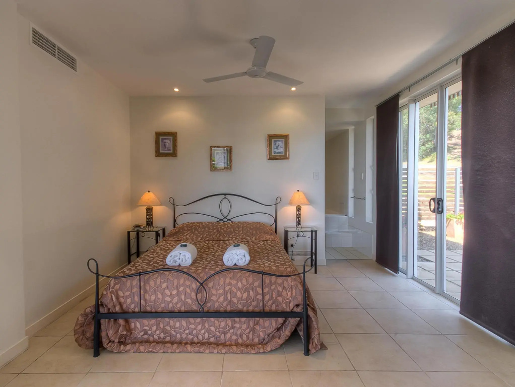 1 Bedroom Deluxe Apartment