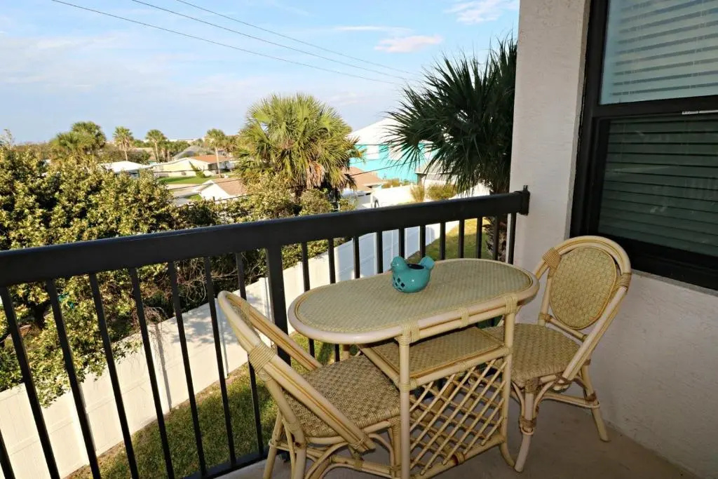 Ocean Village Club L33