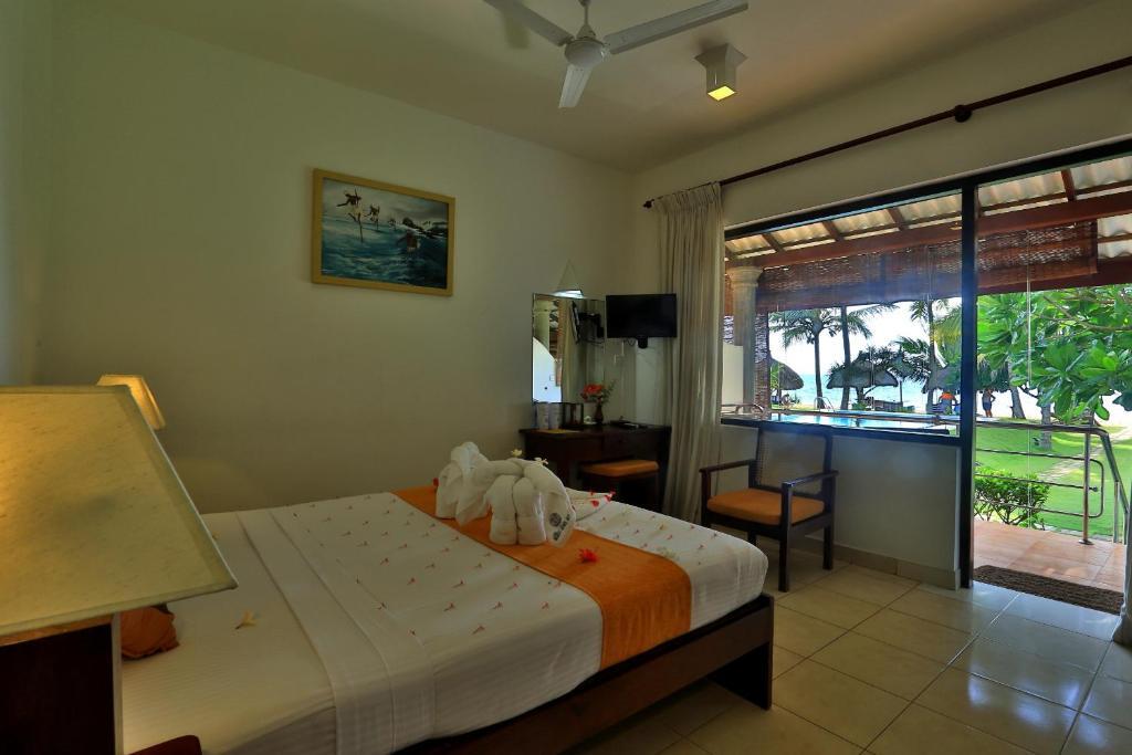 Sea Rock Villa