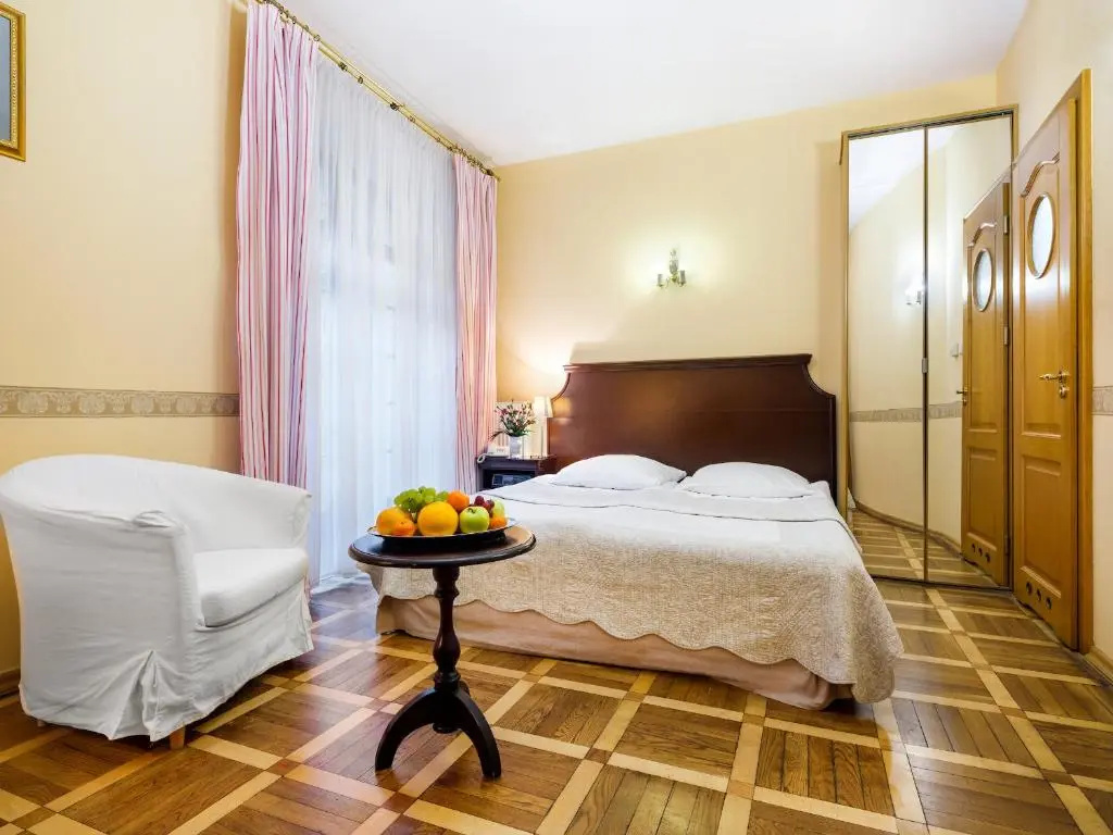 Deluxe Single room