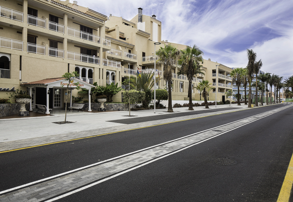 Coral Compostela Beach Hotel