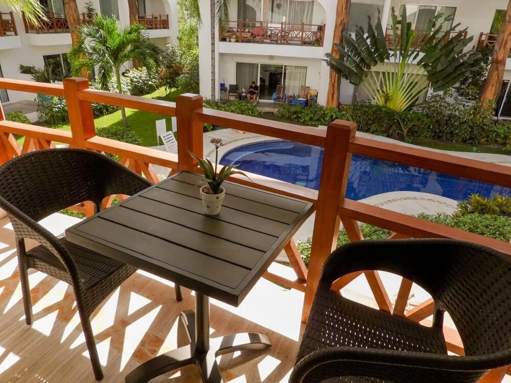 MAGNIFICO DUPLEX a 1 calle de la 5ta av