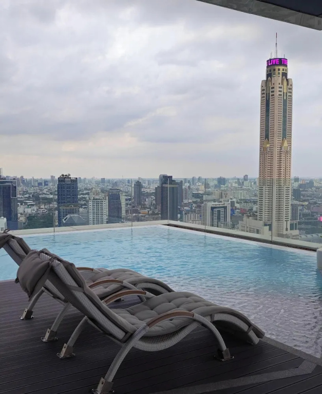Brand New 2 Bedroom Near Paragon