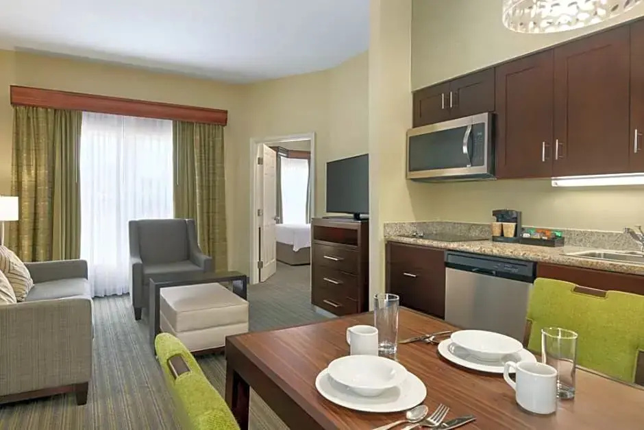 Homewood Suites by Hilton St. Petersburg Clearwater - Chambres