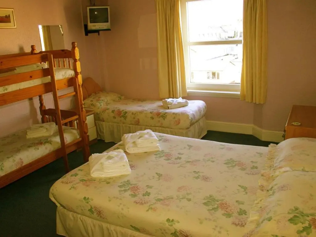 Standard Double room with sea view (twin beds)