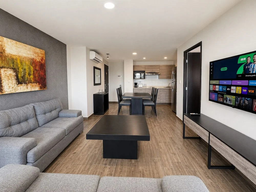 Quadruple Suite