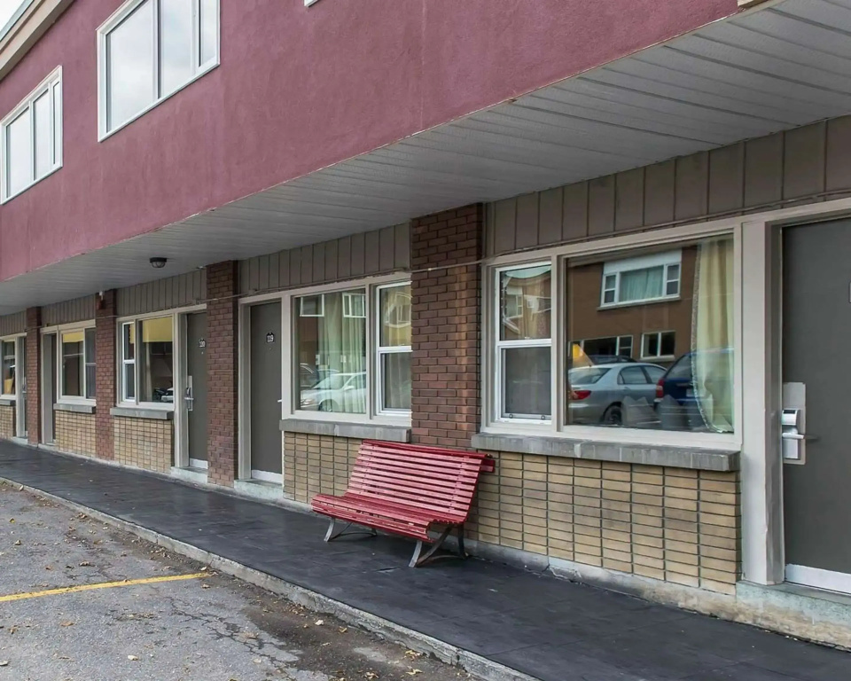 Econo Lodge Downtown Ottawa