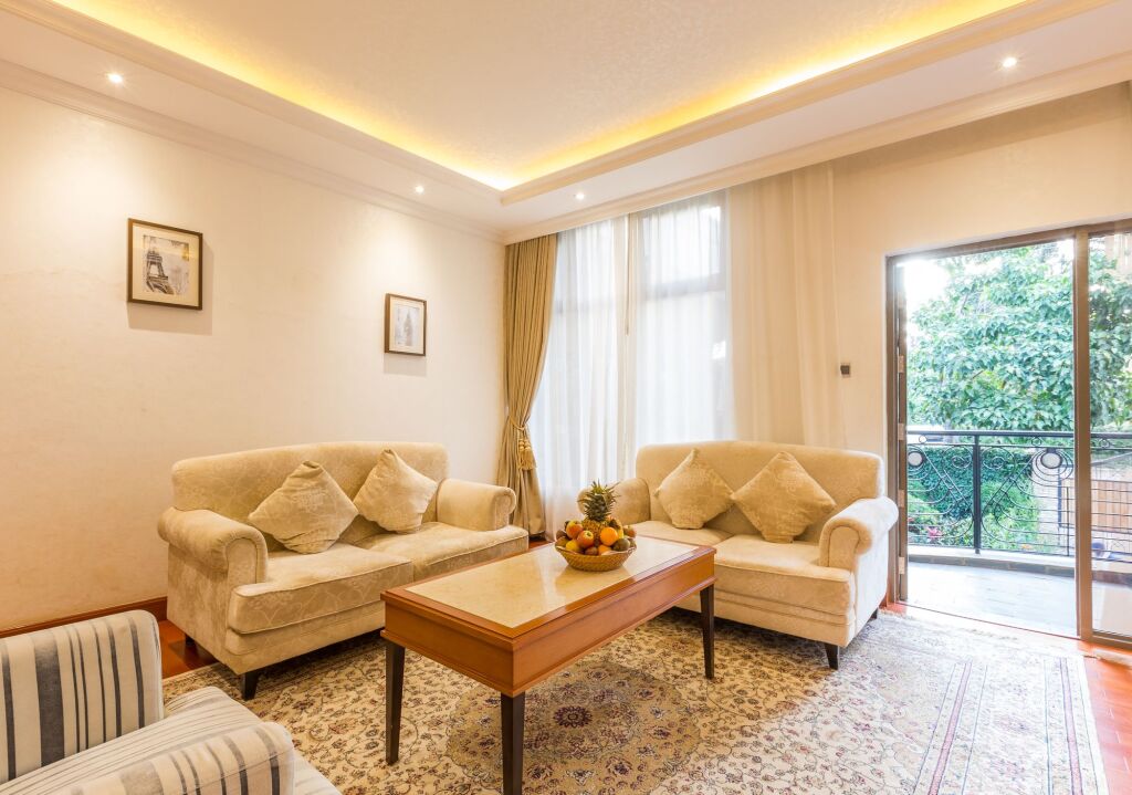 Alba Hotel Meru by null