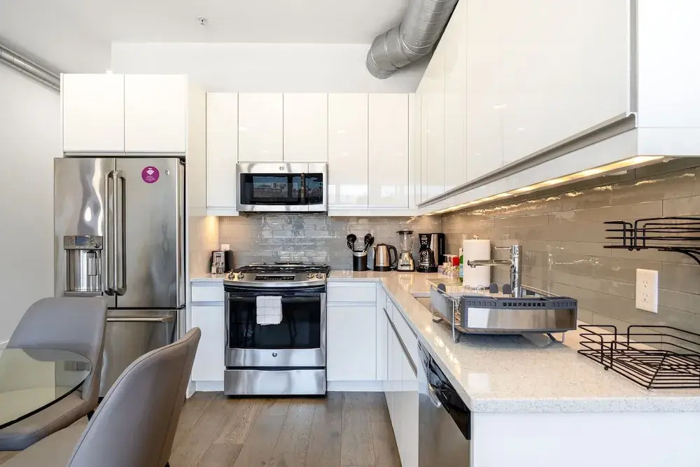 Dharma Home Suites Hoboken at Novia - Chambres