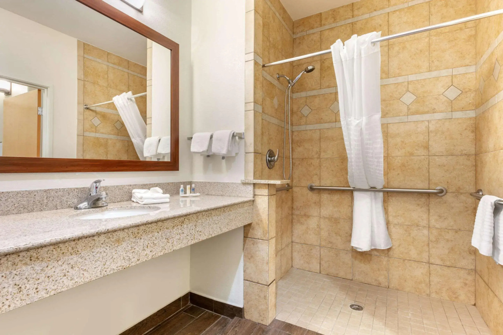 Comfort Suites Batesville - фото 9
