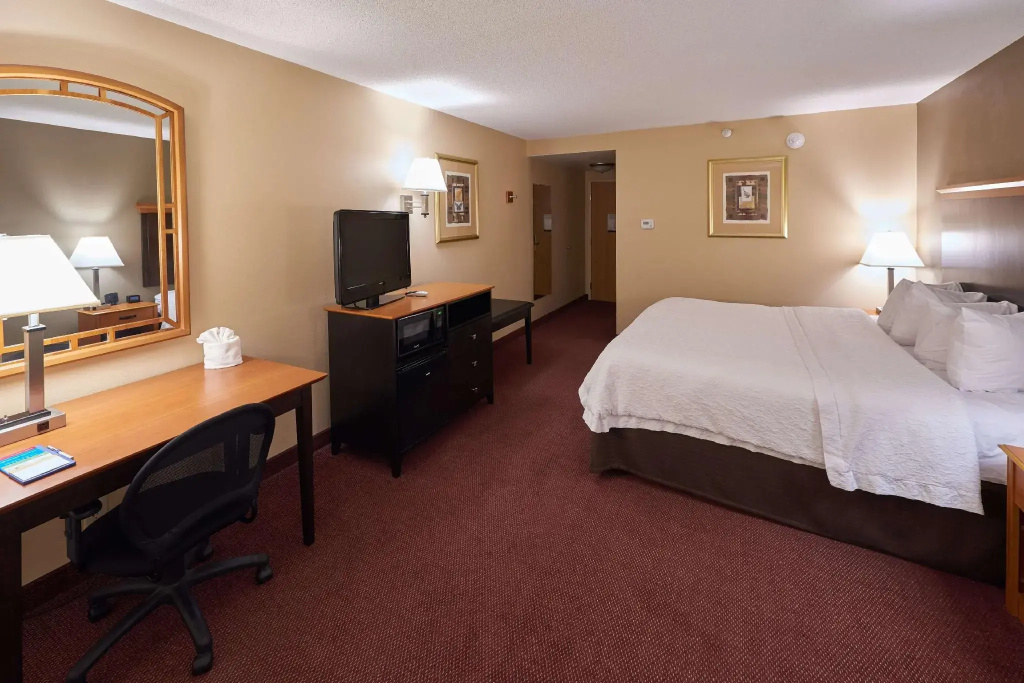 Standard Double room (full double bed)