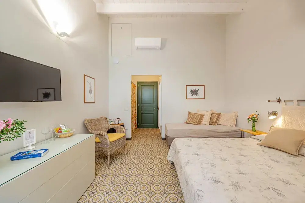 Comfort room