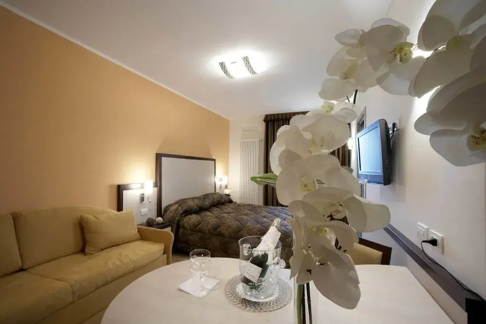 Hotel photo 20