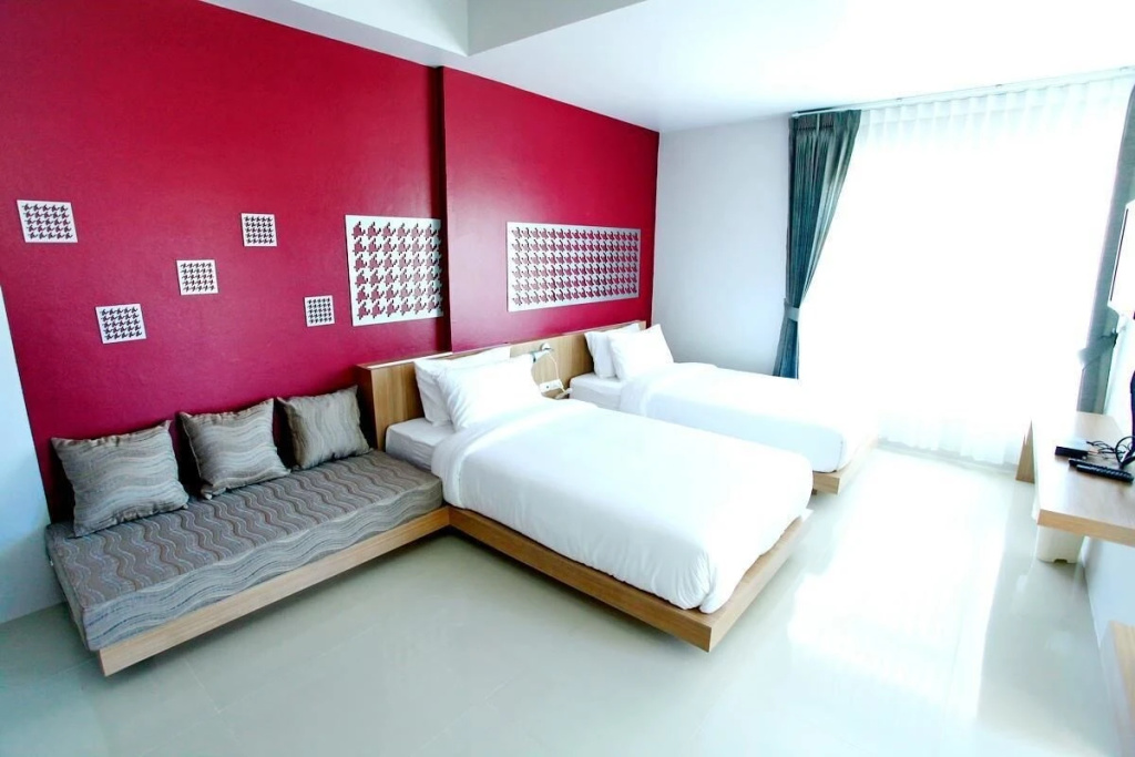 Tonkok Hotel — 4